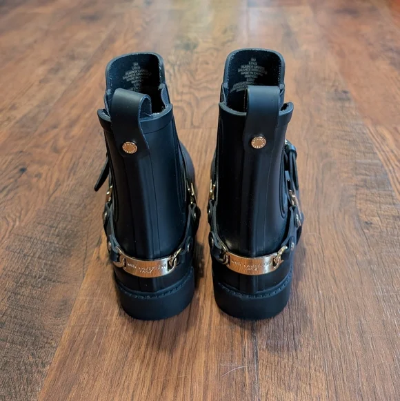 Like New Karl Lagerfeld Paris Lavali Rubber Chelsea Rain Boots Size 8M - Picture 3 of 7